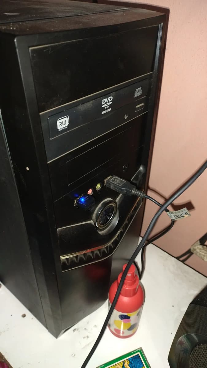 Foto de un cliente del Adaptador USB Bluetooth 5.0 nano AMITOSAI MTS-BT5