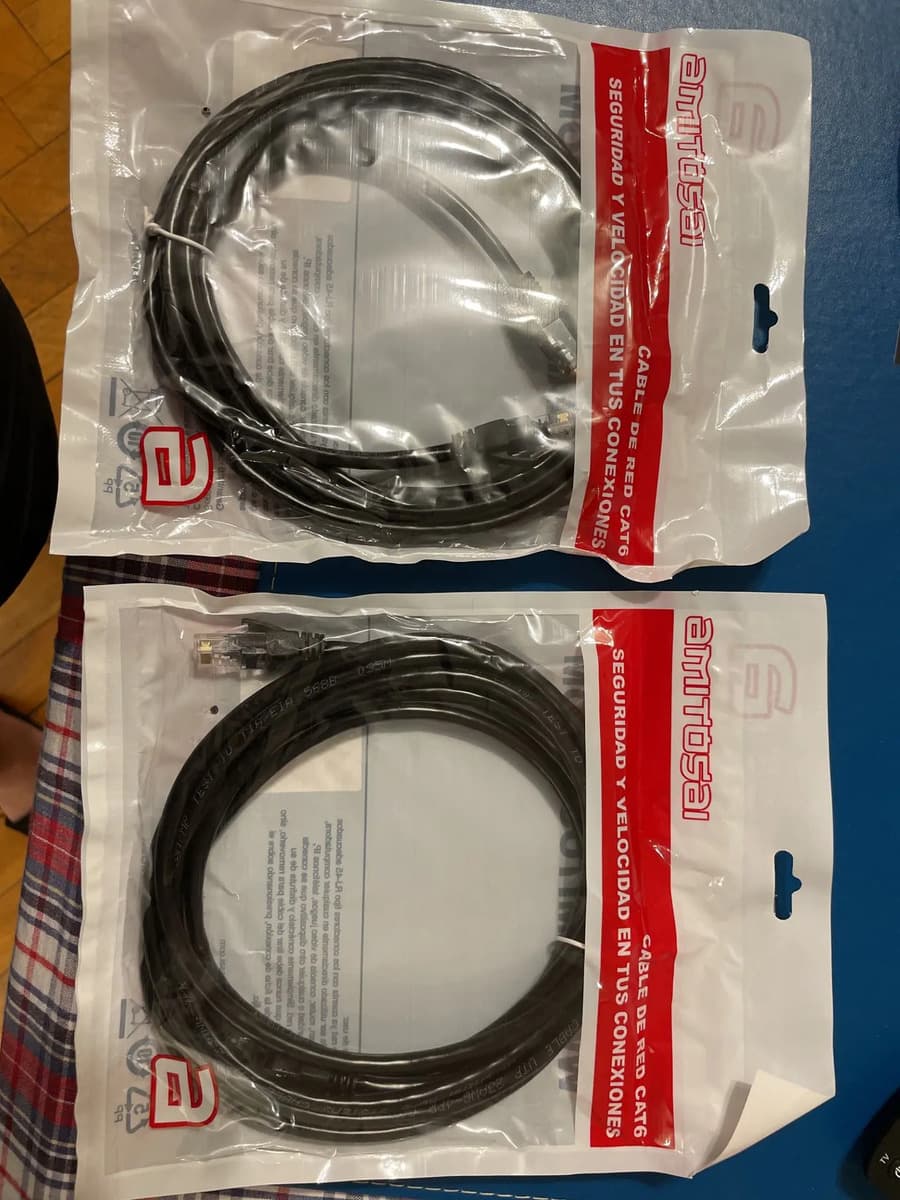 Foto de un cliente del Cable de red Cat 6 patch 3 m AMITOSAI MTS-PATCH6300