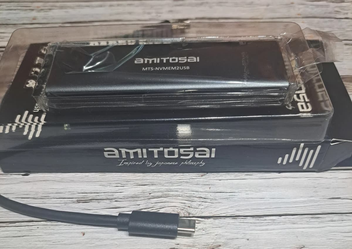 Foto de un cliente del Case M.2 NVMe USB 3.1 AMITOSAI MTS-NVMEM2USB