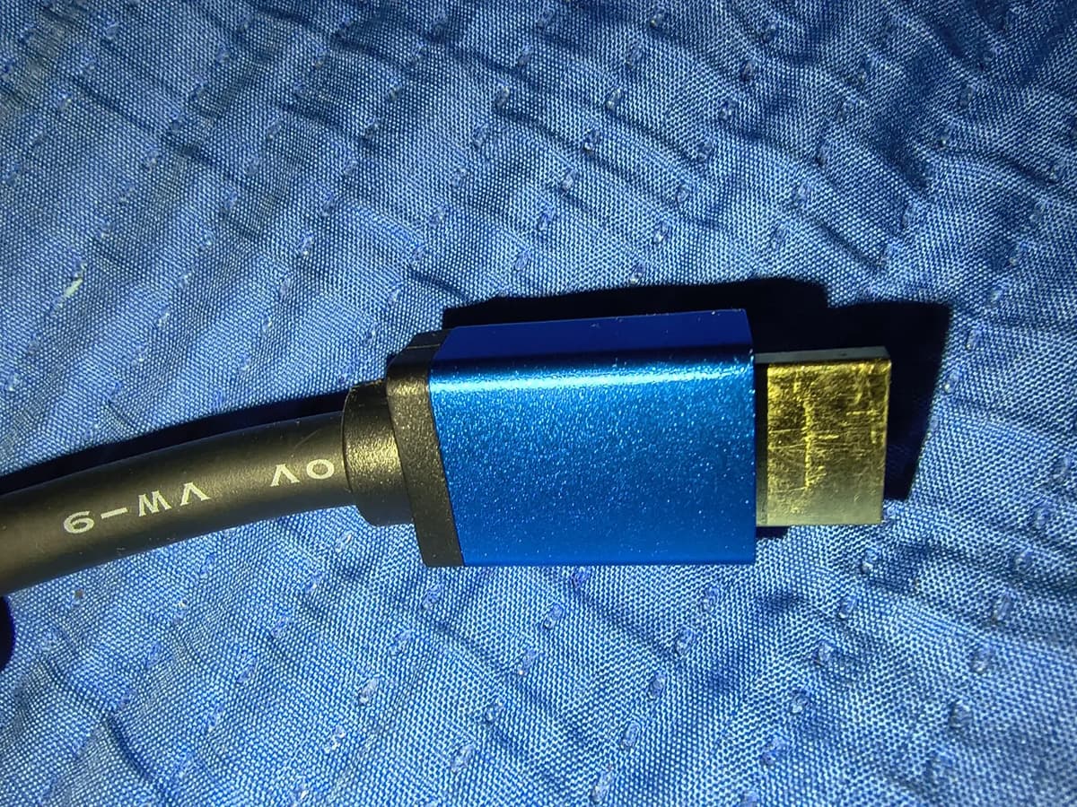 Foto de un cliente del Cable HDMI 2.0 4K premium 5 m AMITOSAI MTS-HDMI4K500