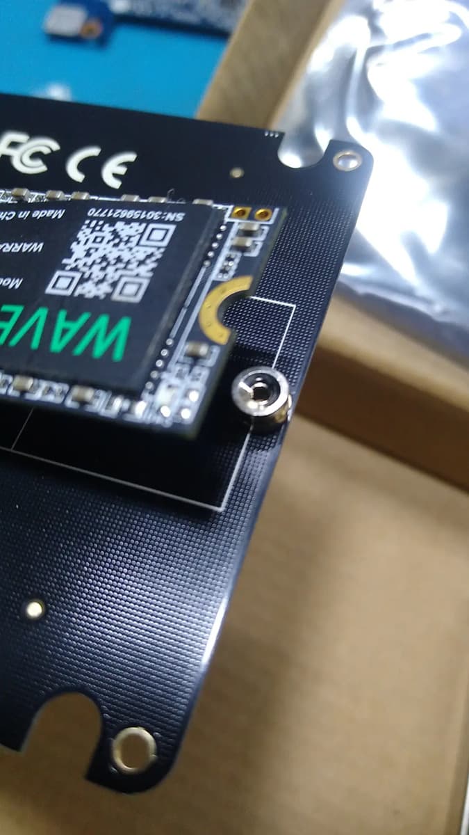 Foto de un cliente del Adaptador M.2 SATA B-key a 2,5" SATA III AMITOSAI MTS-SATAM2
